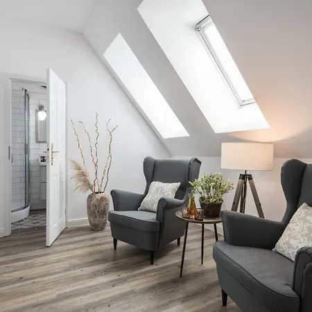 Na Kmine بيت ضيافة