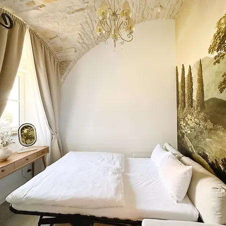 بيت ضيافة Na Kmine Obristvi