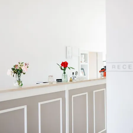 Na Kmine بيت ضيافة 4*