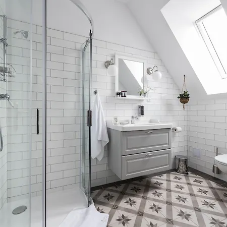 Na Kmine بيت ضيافة 4*